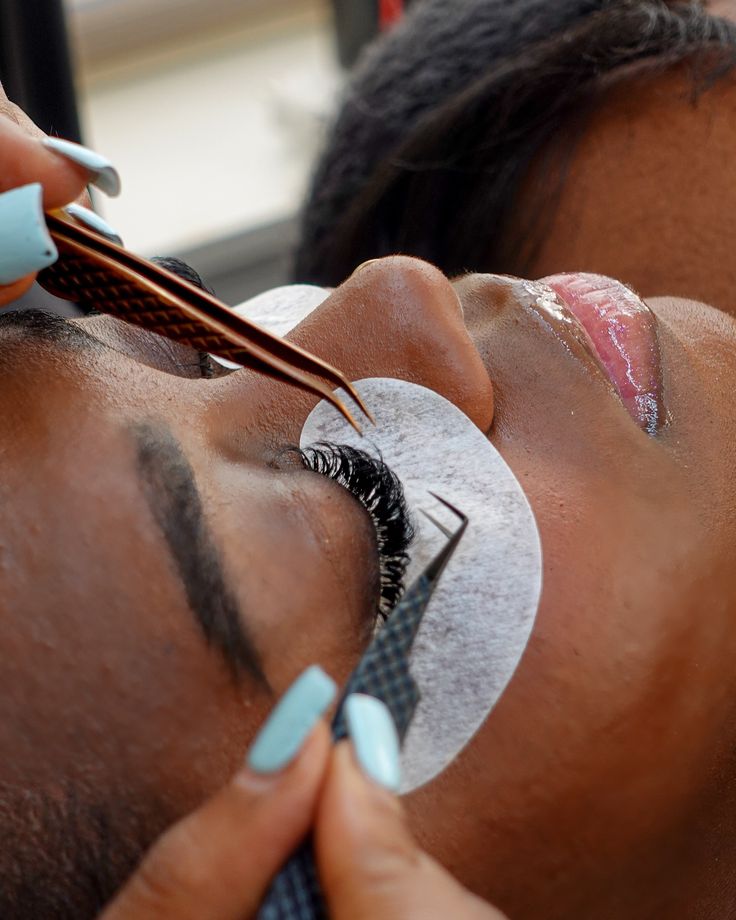 LASH INSTALLATION